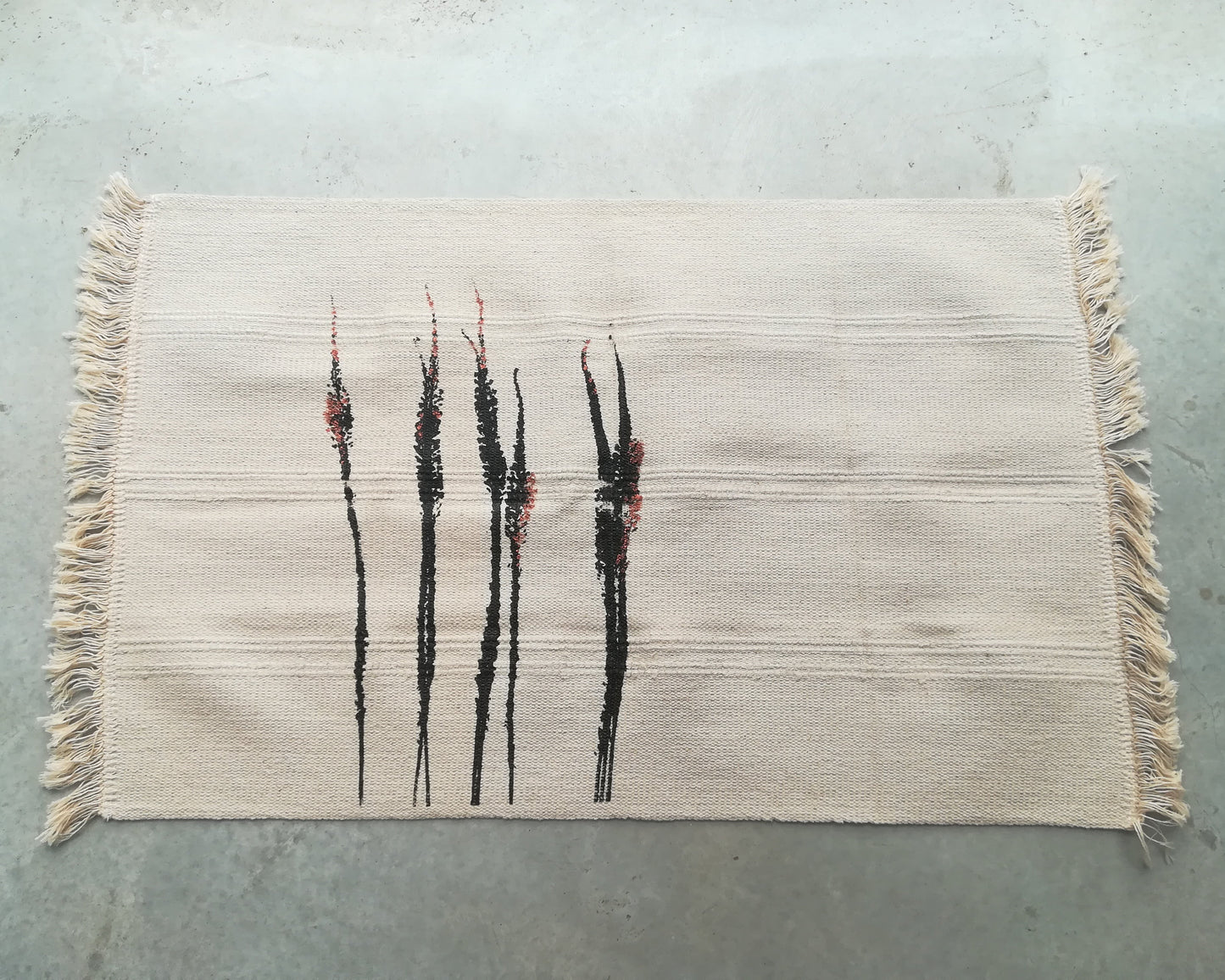 Rug (80X55 cm): squill motif