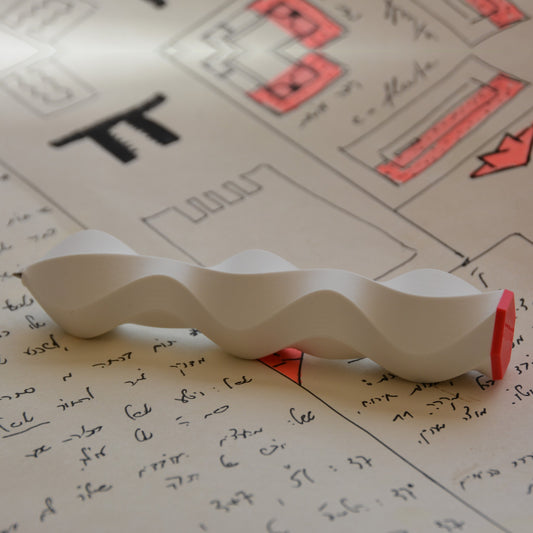 0.7 Pen with Refillable Black Ink