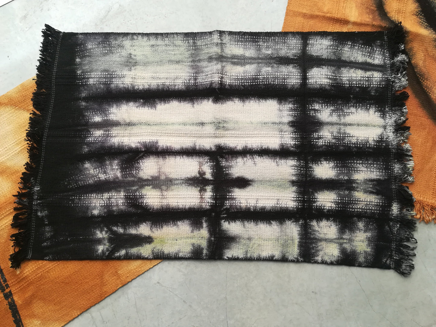 Rug (80X55 cm): shibori black